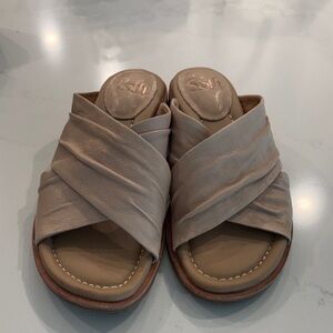 Sofft Beige Leather Mules